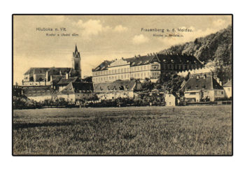 Hluboká nad Vltavou - kostel a úřední dům